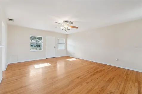 1301 Evalyn Drive SE Winter Haven FL 33880