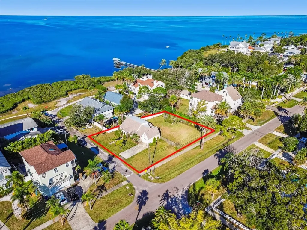 600 Tennessee Avenue Crystal Beach FL 34681