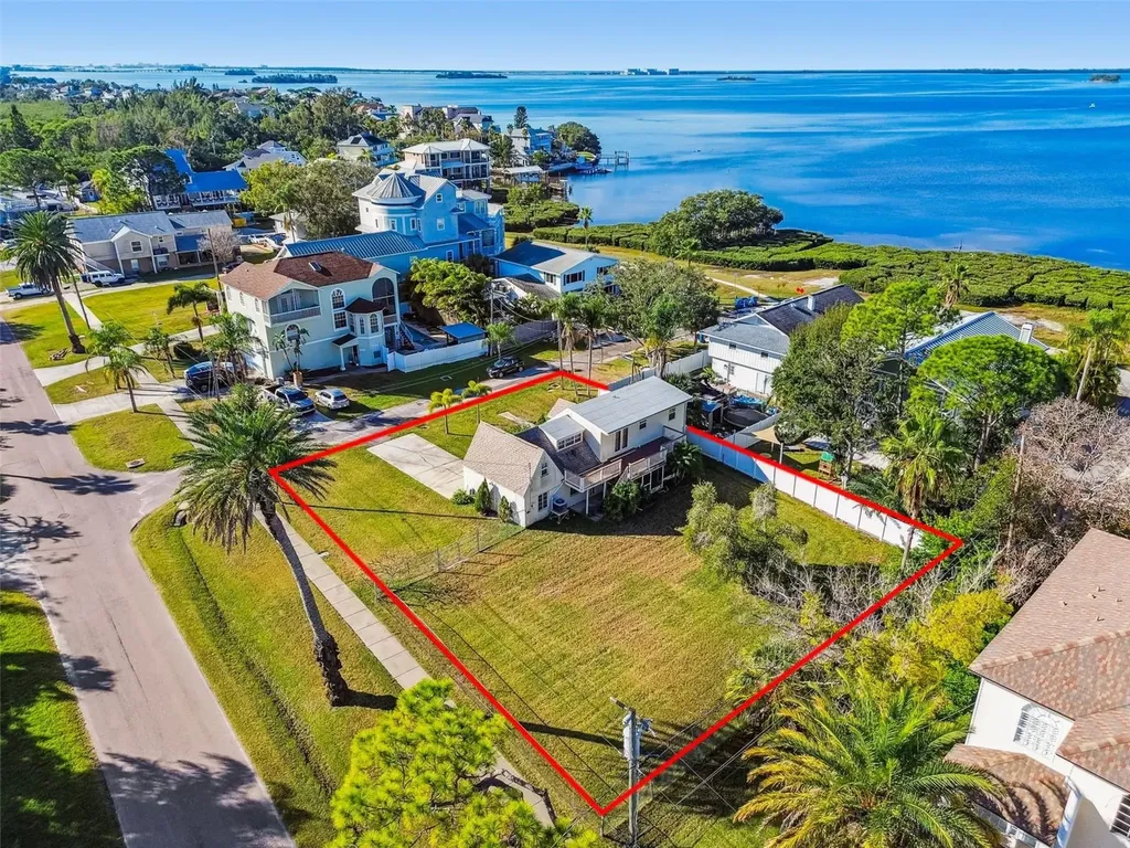 600 Tennessee Avenue Crystal Beach FL 34681