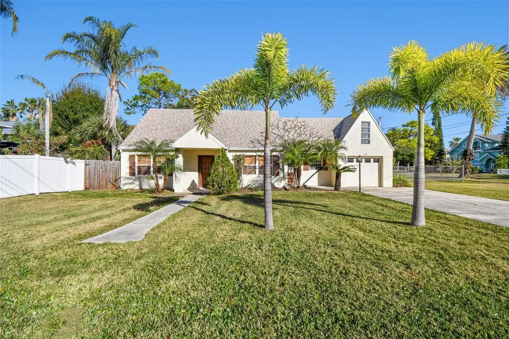 600 Tennessee Avenue Crystal Beach FL 34681