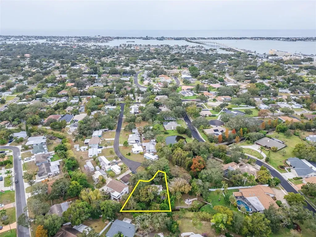 2605 Brae Burn Drive Largo FL 33770