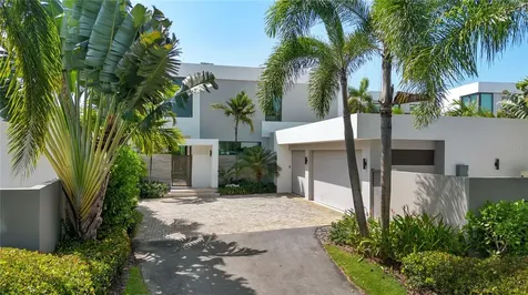3 The Enclave Dorado PR 00646
