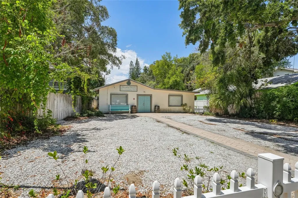 600 Tennessee Avenue Crystal Beach FL 34681
