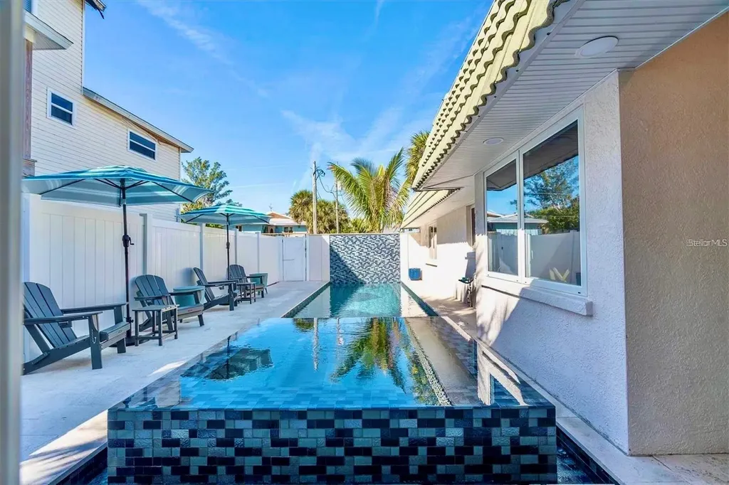 519 South Drive Anna Maria FL 34216