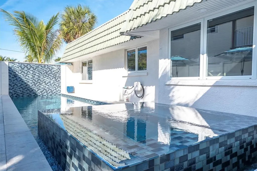 519 South Drive Anna Maria FL 34216