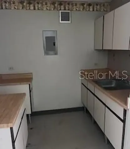 B 1304 Cond. Torres De Cervantes San Juan PR 00926