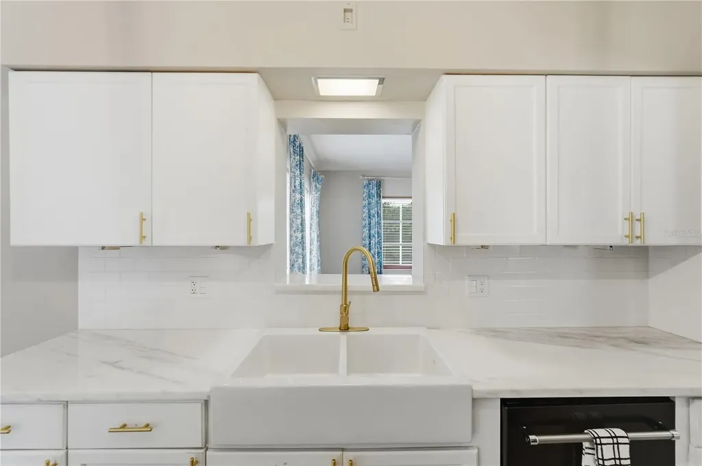 2701 64th Avenue S St Petersburg FL 33712