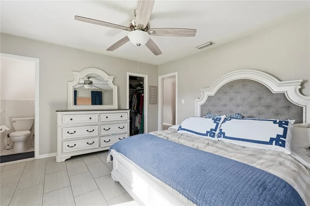 2701 64th Avenue S St Petersburg FL 33712