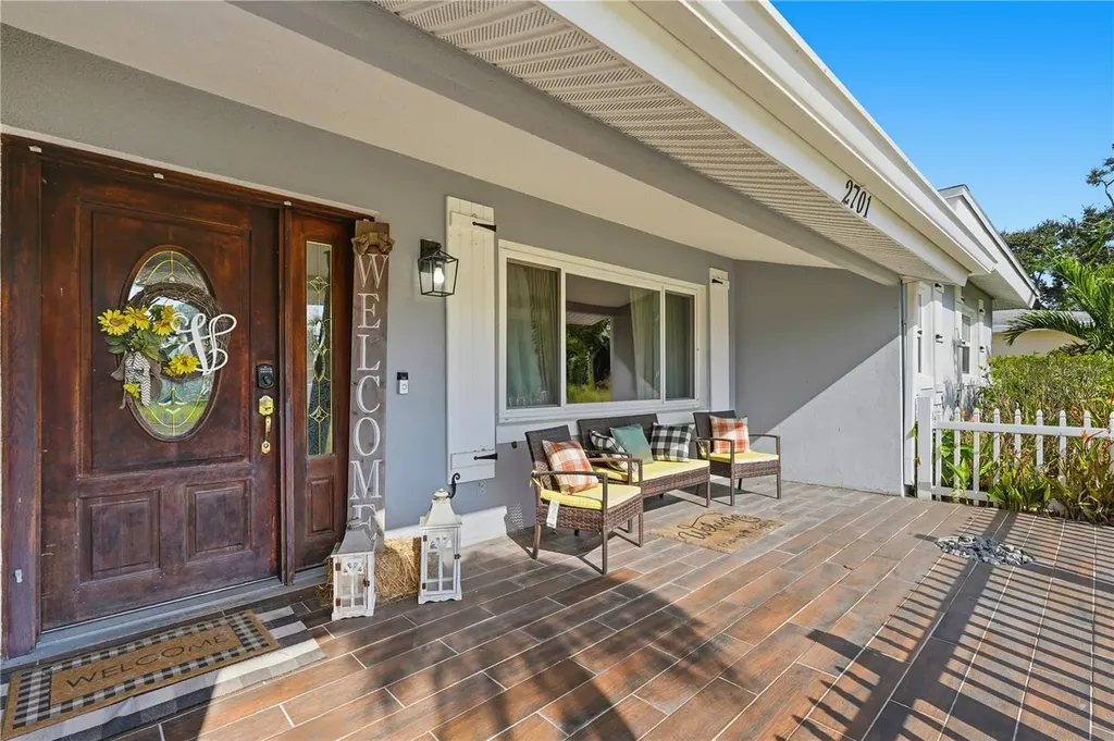 2701 64th Avenue S St Petersburg FL 33712