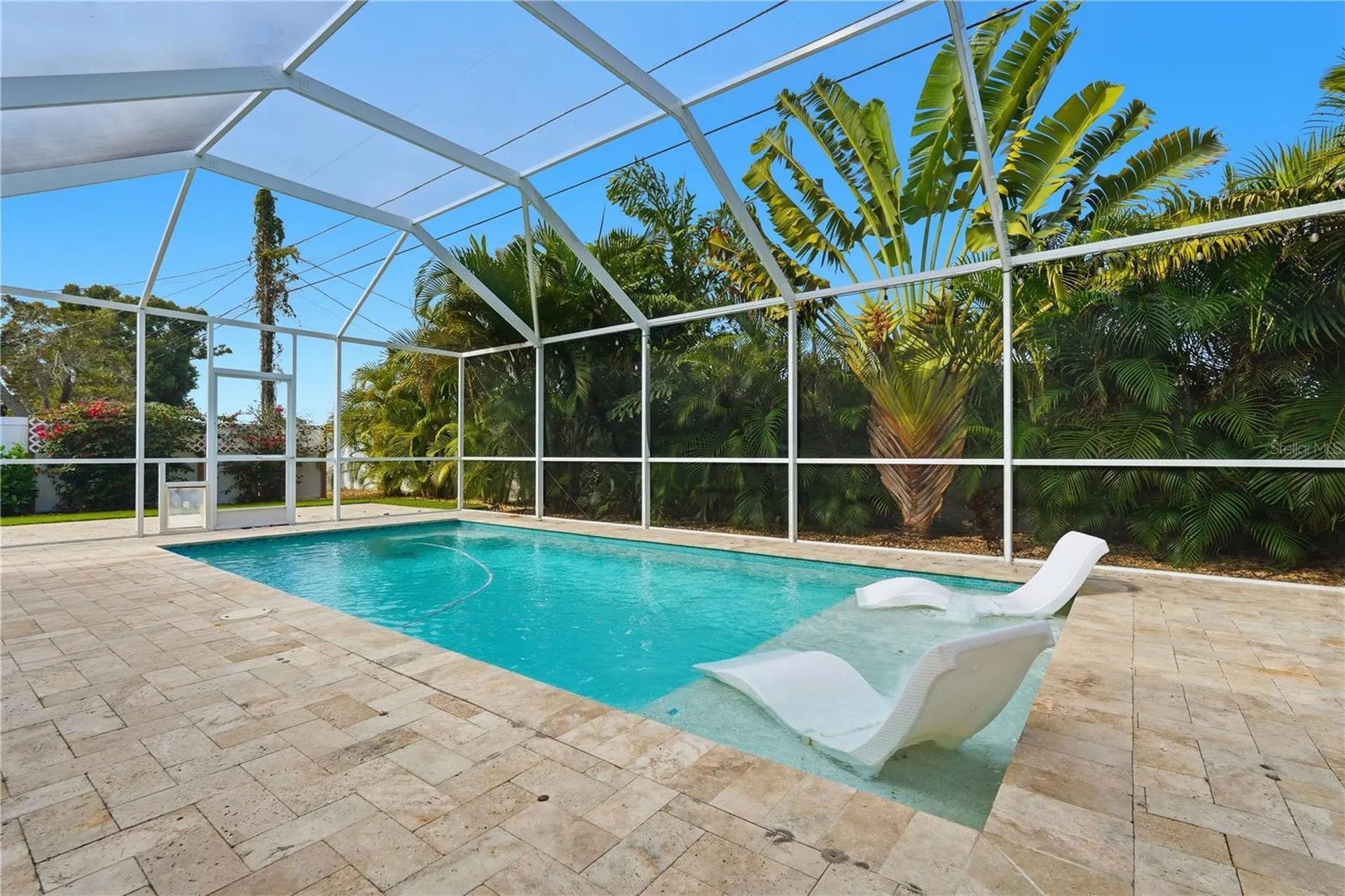 2701 64th Avenue S St Petersburg FL 33712