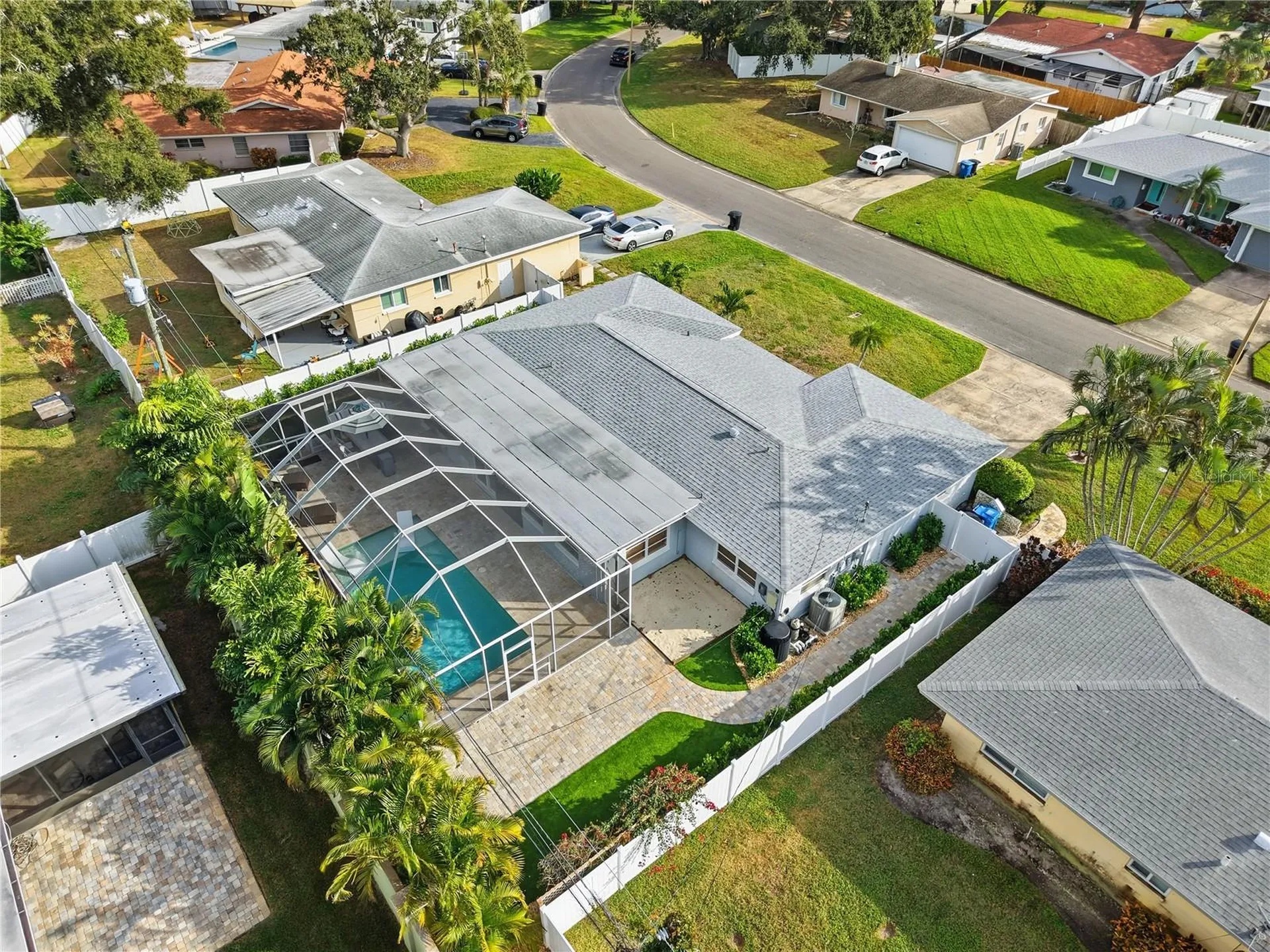 2701 64th Avenue S St Petersburg FL 33712