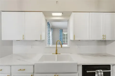 2701 64th Avenue S St Petersburg FL 33712