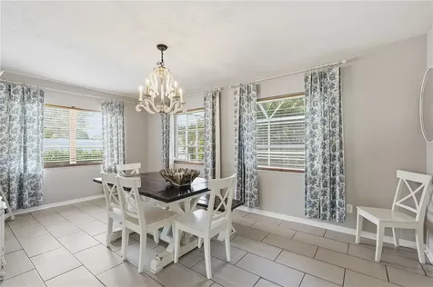 2701 64th Avenue S St Petersburg FL 33712