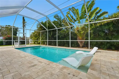 2701 64th Avenue S St Petersburg FL 33712