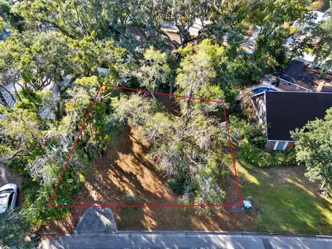 1113 N Riverhills Drive Temple Terrace FL 33617