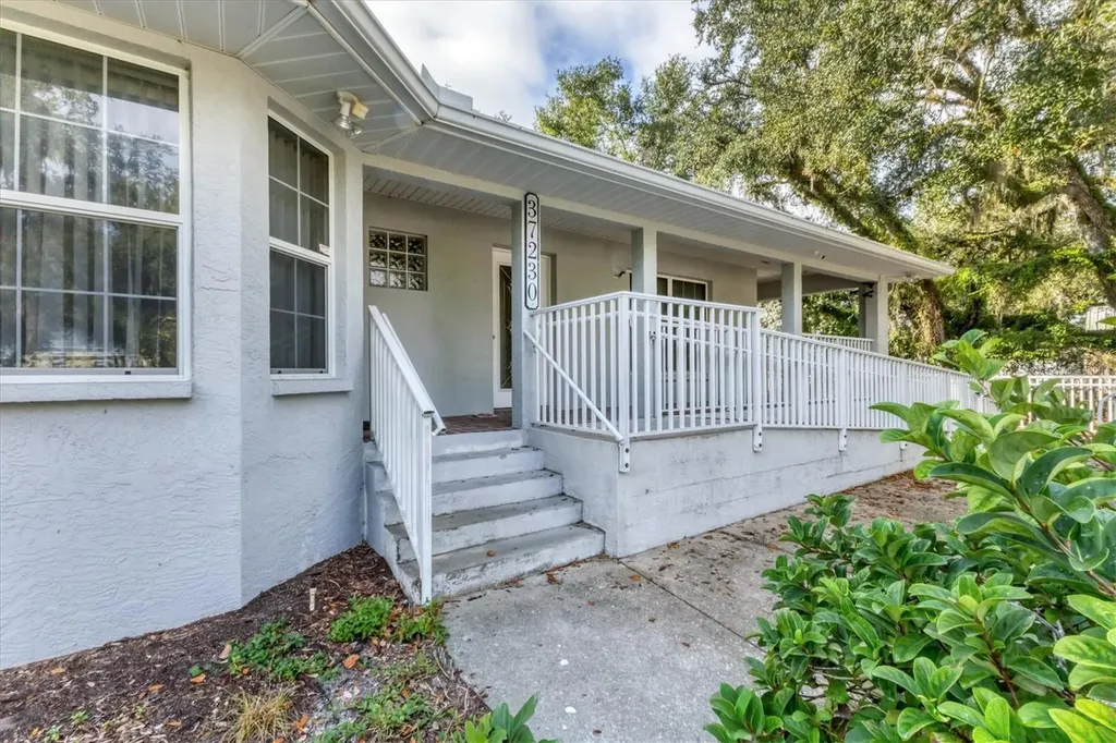 37220 Glenwood Avenue Myakka City FL 34251