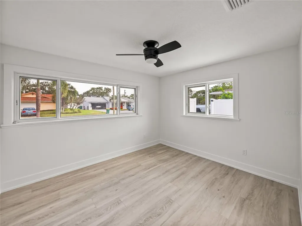 6709 Cardinal Drive S St Petersburg FL 33707