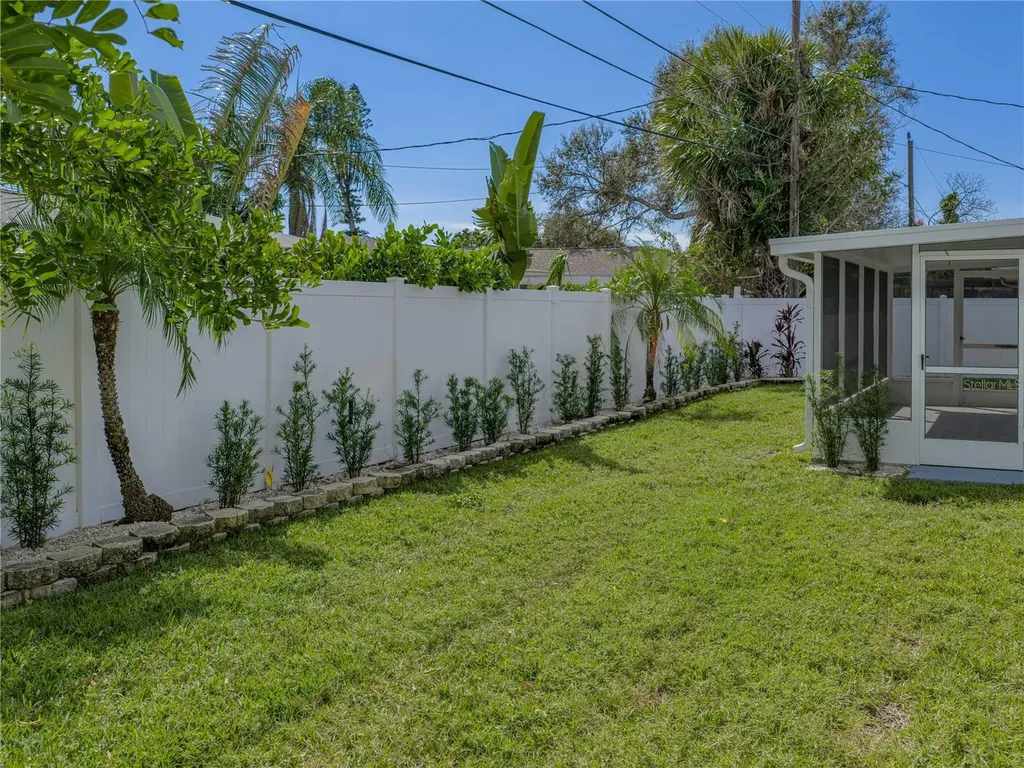 6709 Cardinal Drive S St Petersburg FL 33707