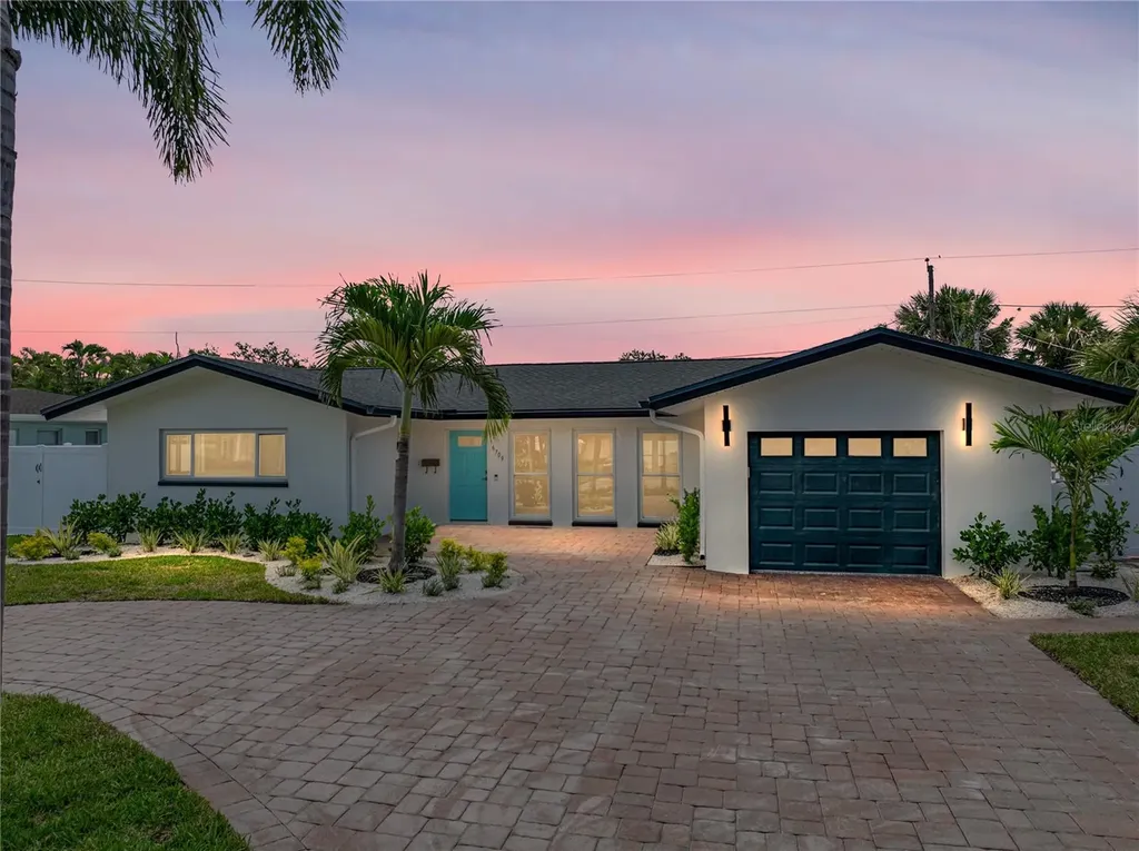 6709 Cardinal Drive S St Petersburg FL 33707