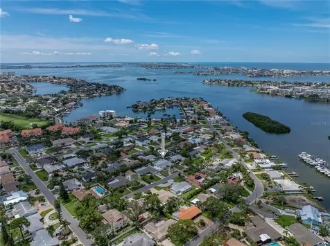 6709 Cardinal Drive S St Petersburg FL 33707