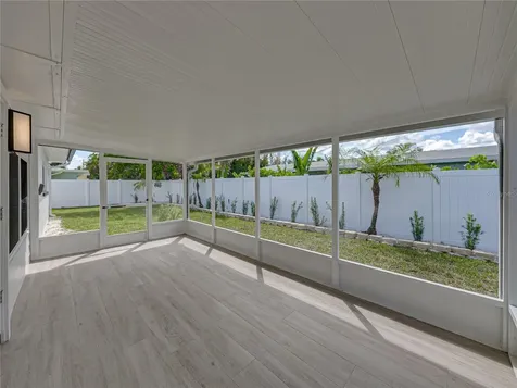 6709 Cardinal Drive S St Petersburg FL 33707