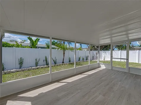 6709 Cardinal Drive S St Petersburg FL 33707
