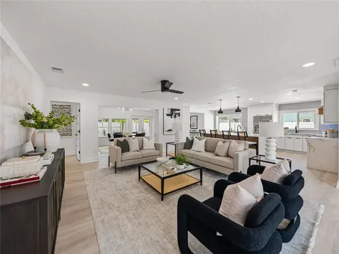 6709 Cardinal Drive S St Petersburg FL 33707