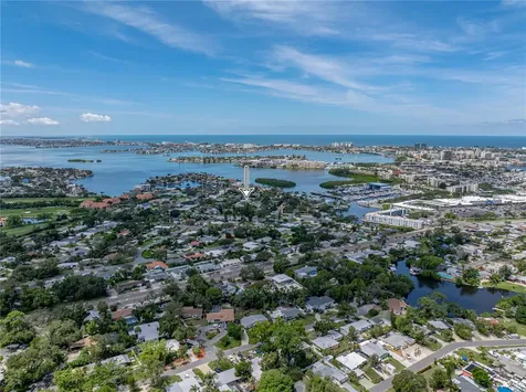 6709 Cardinal Drive S St Petersburg FL 33707