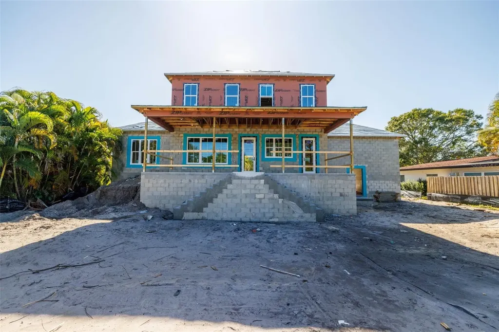 819 38th Avenue NE St Petersburg FL 33701