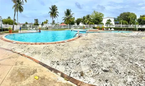 I-1 Condominio Villas De Playa Dorado PR 00646