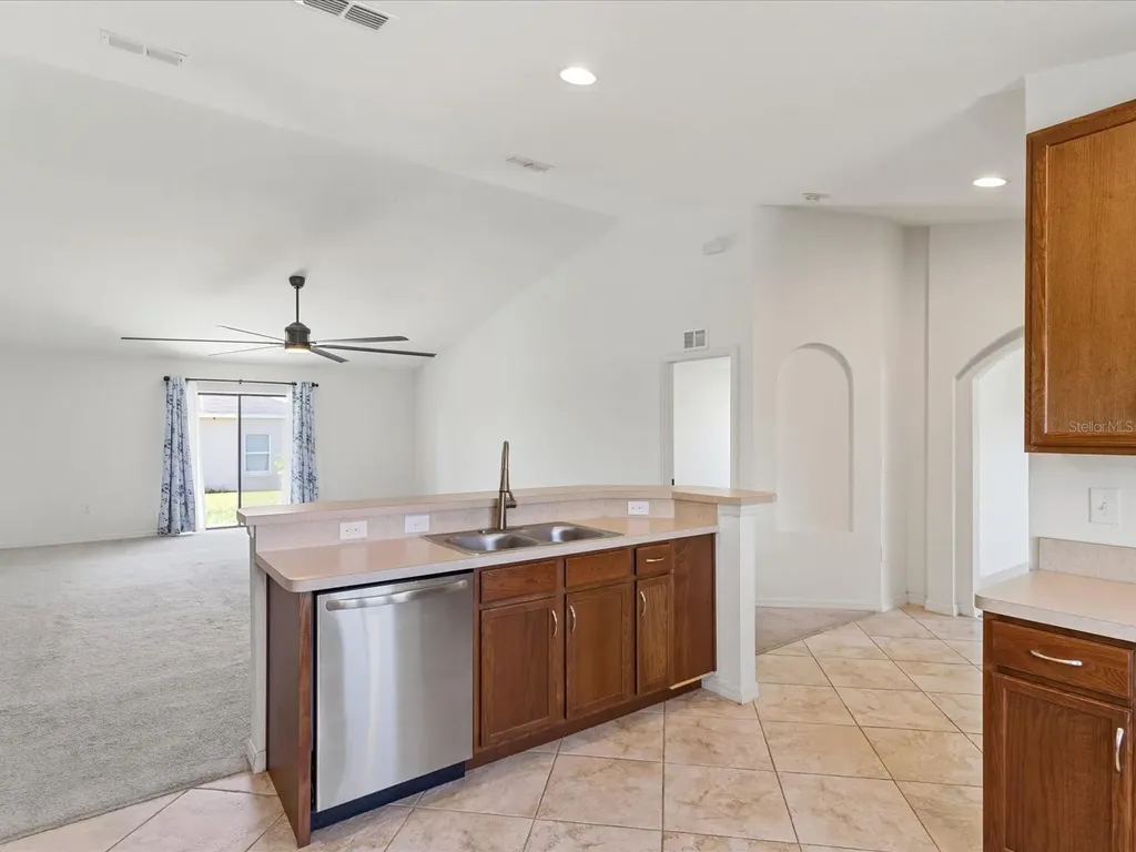 630 Valencia Court Dundee FL 33838