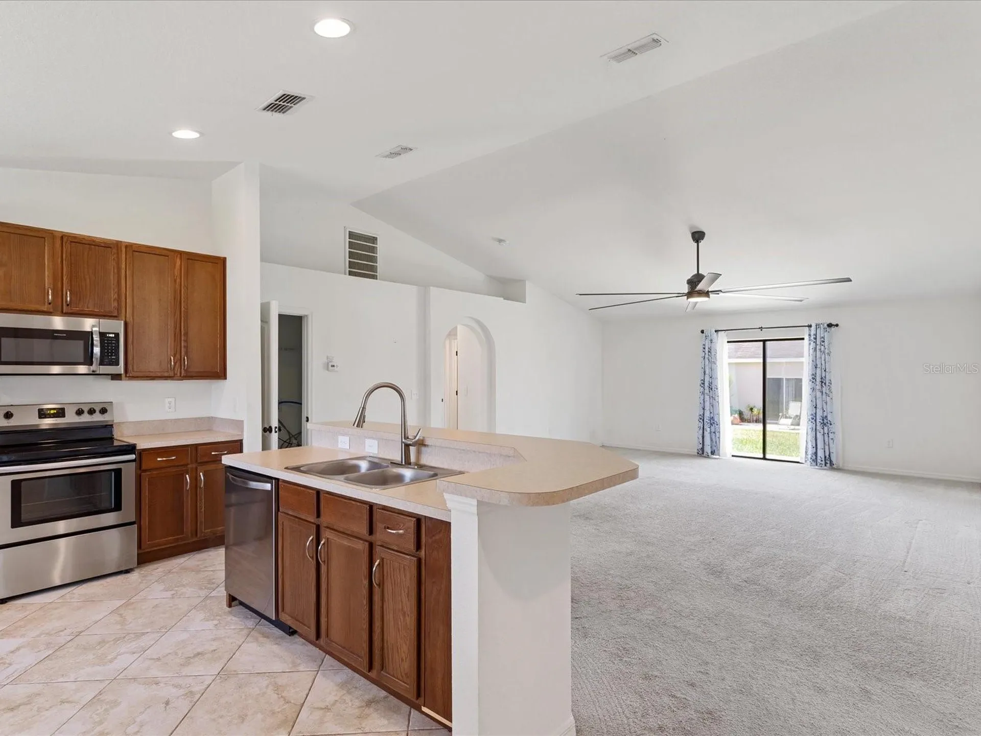 630 Valencia Court Dundee FL 33838