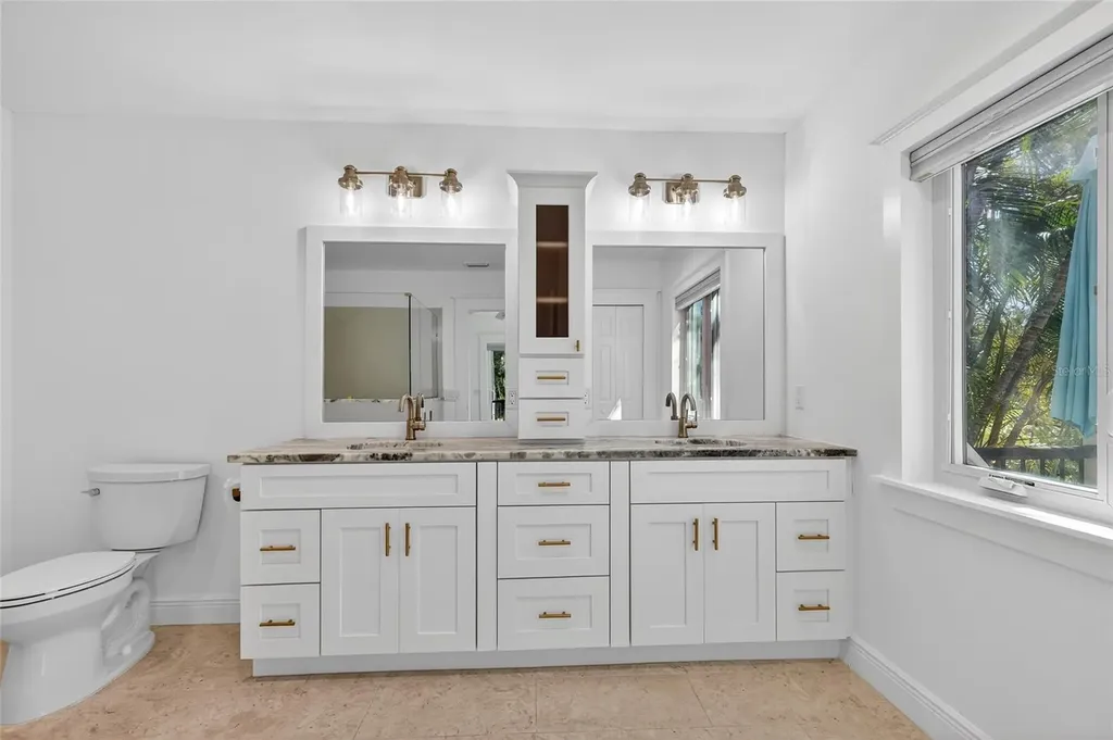 6851 Longboat Drive S Longboat Key FL 34228