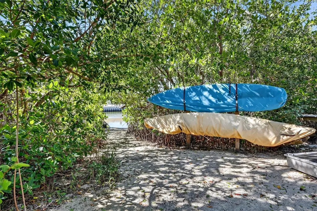 6851 Longboat Drive S Longboat Key FL 34228