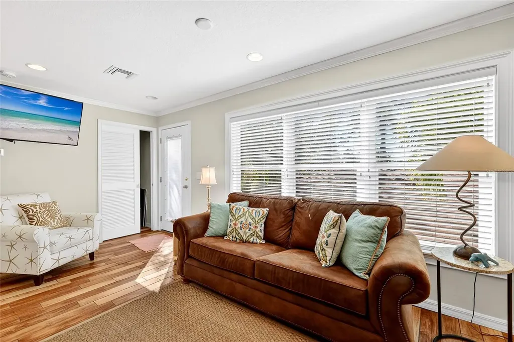 6851 Longboat Drive S Longboat Key FL 34228