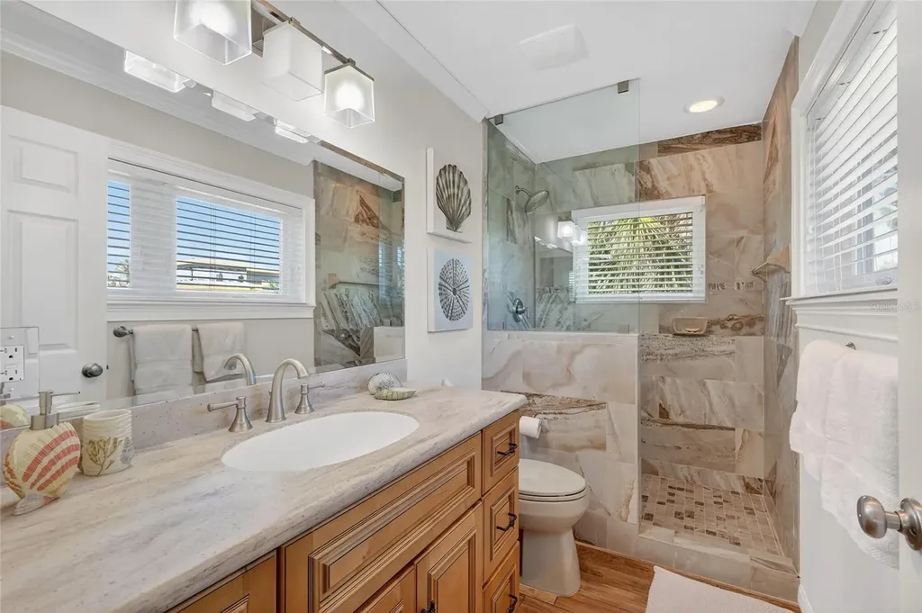 6851 Longboat Drive S Longboat Key FL 34228