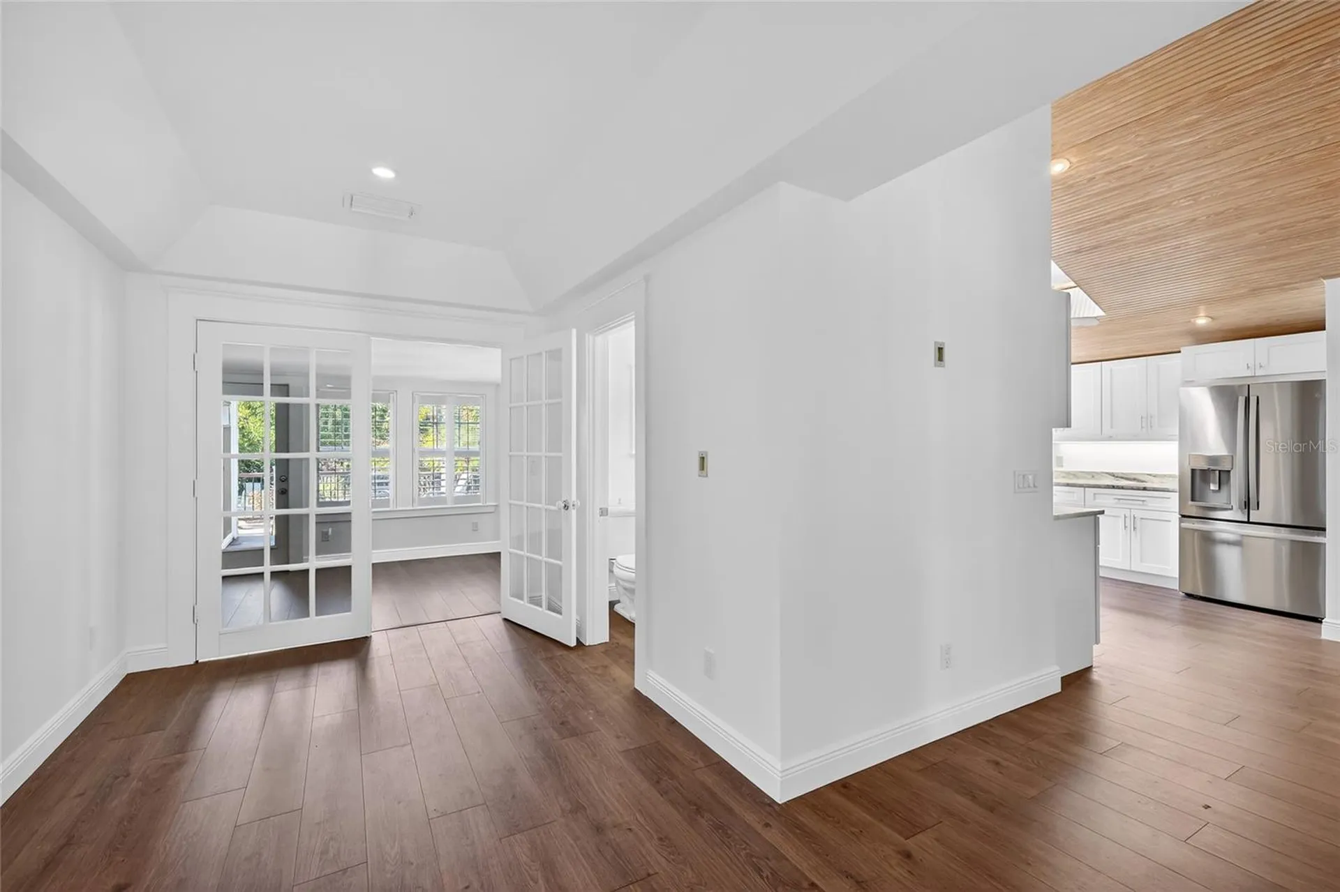 6851 Longboat Drive S Longboat Key FL 34228