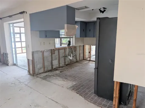 111 58th Avenue S St Petersburg FL 33705