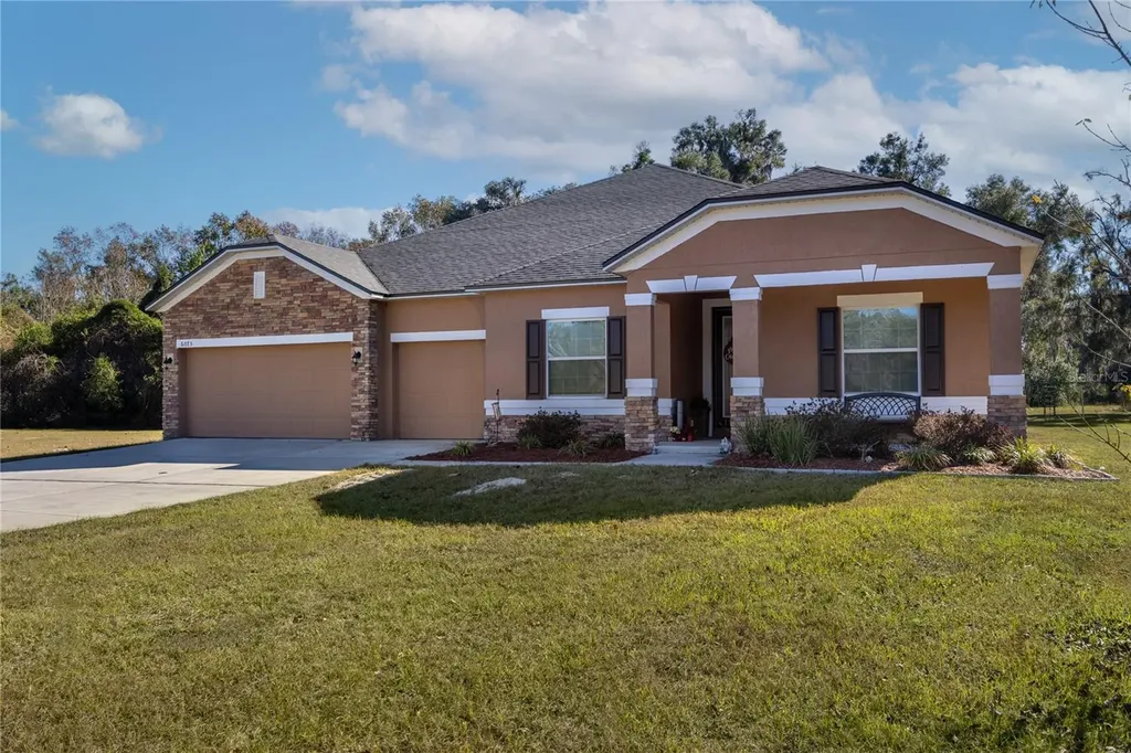 6075 SW 215th Terrace Newberry FL 32669