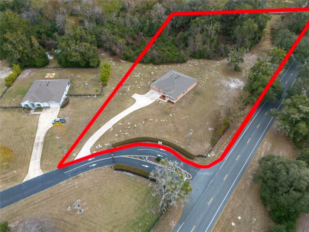 6075 SW 215th Terrace Newberry FL 32669