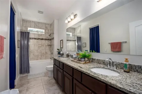 6075 SW 215th Terrace Newberry FL 32669