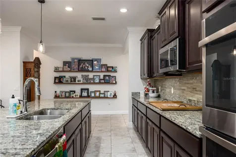 6075 SW 215th Terrace Newberry FL 32669