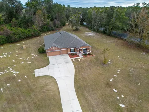 6075 SW 215th Terrace Newberry FL 32669