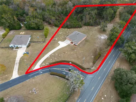 6075 SW 215th Terrace Newberry FL 32669