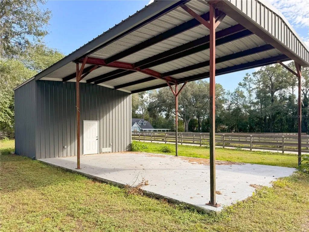 2520 NE 70th Street Ocala FL 34479