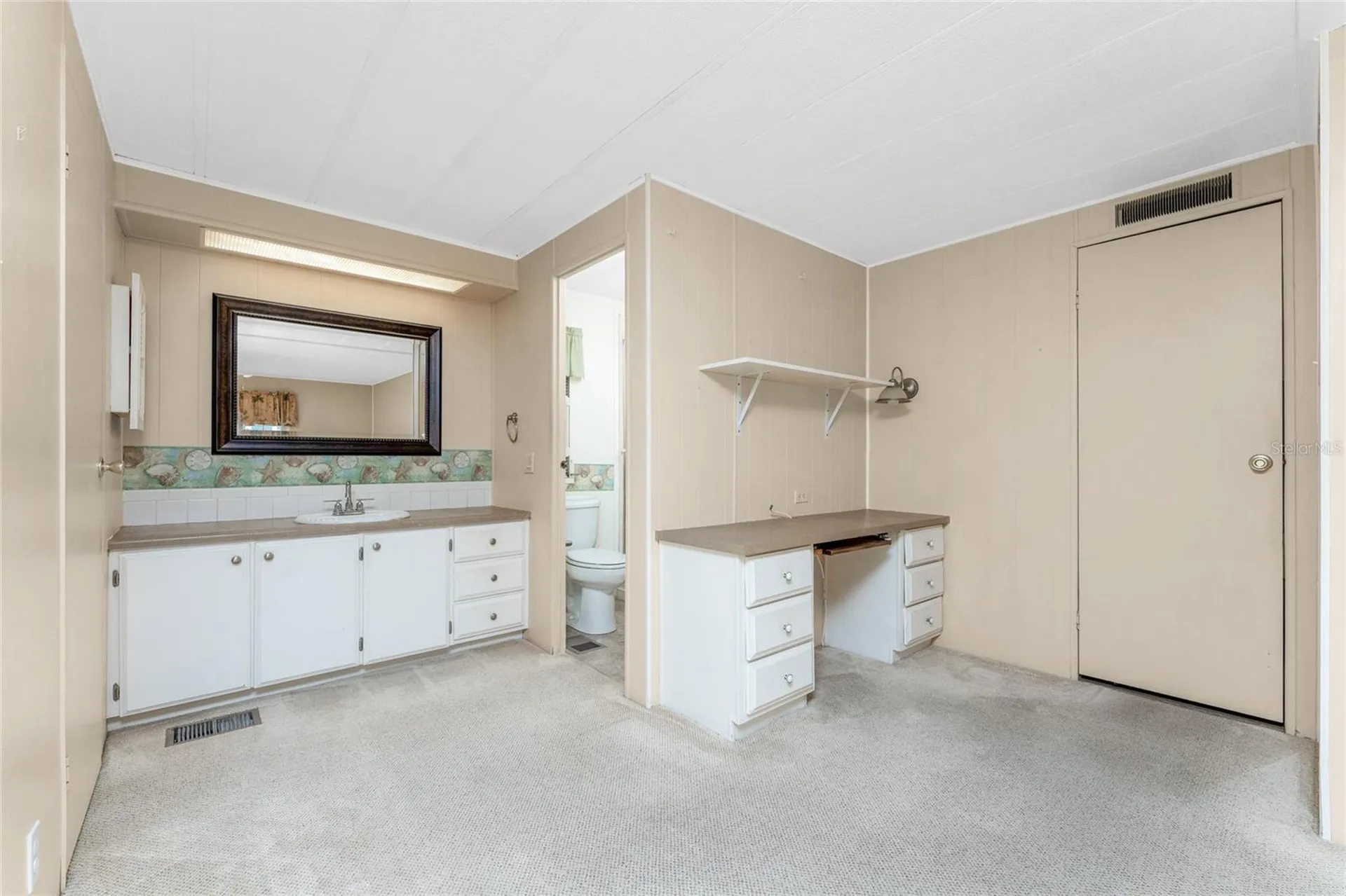 1240 Seagull Drive Englewood FL 34224