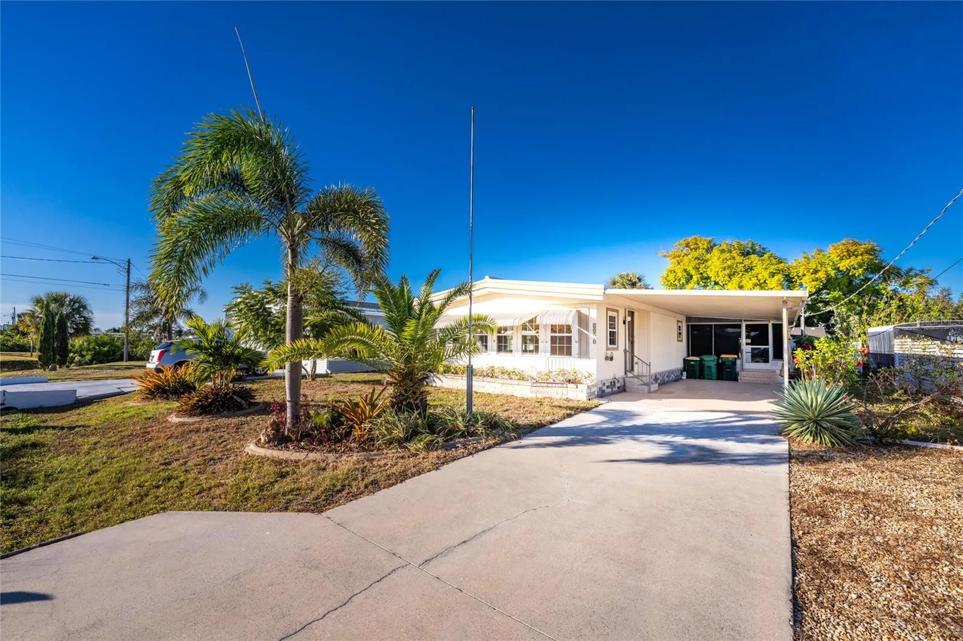 1240 Seagull Drive Englewood FL 34224