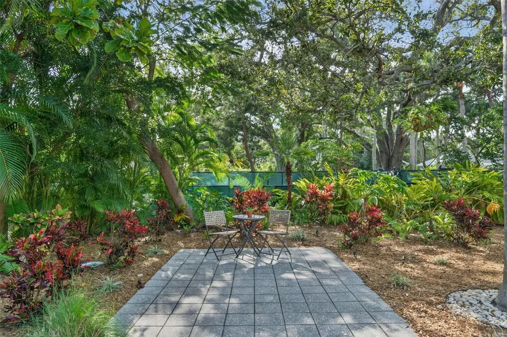 1617 Palmetto Lane Sarasota FL 34236