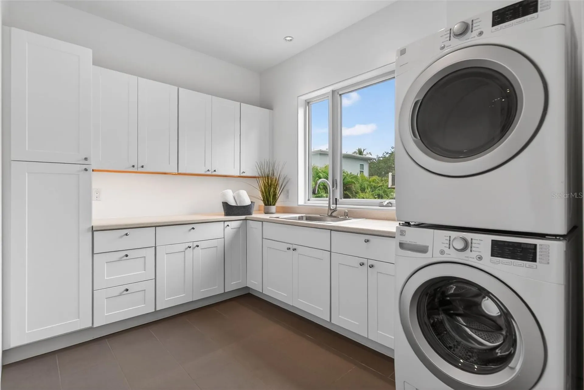 1617 Palmetto Lane Sarasota FL 34236
