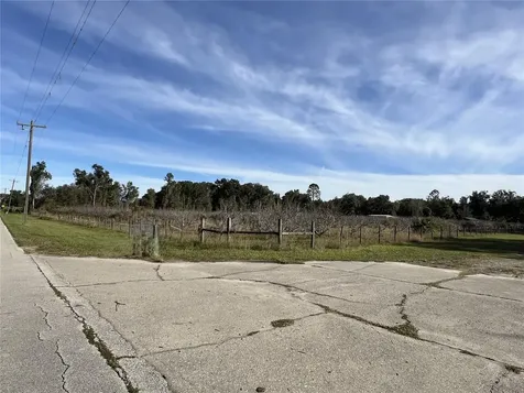 18250 Ravenswood Road Altoona FL 32702